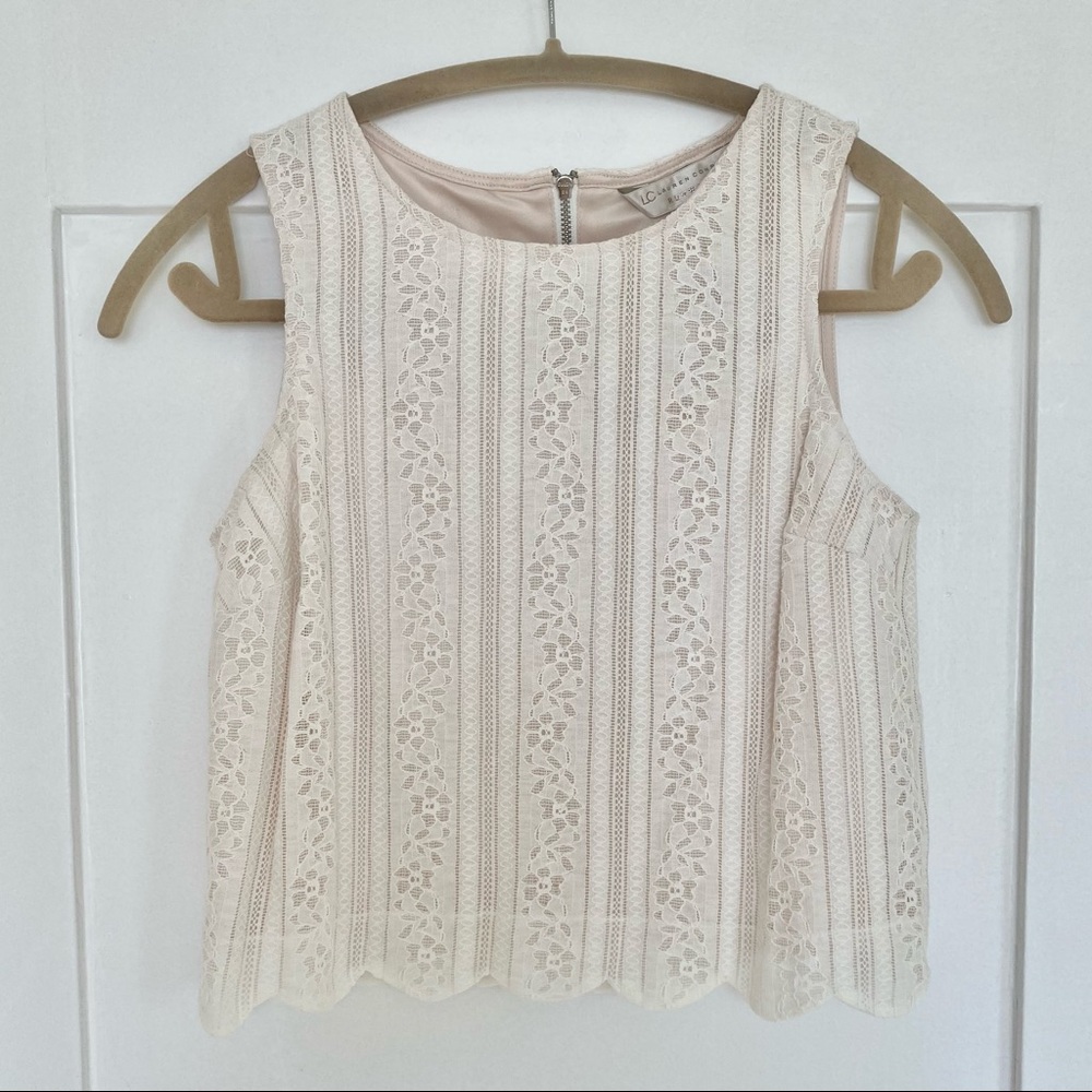 LC Lauren Conrad Scalloped Lace Crop Top